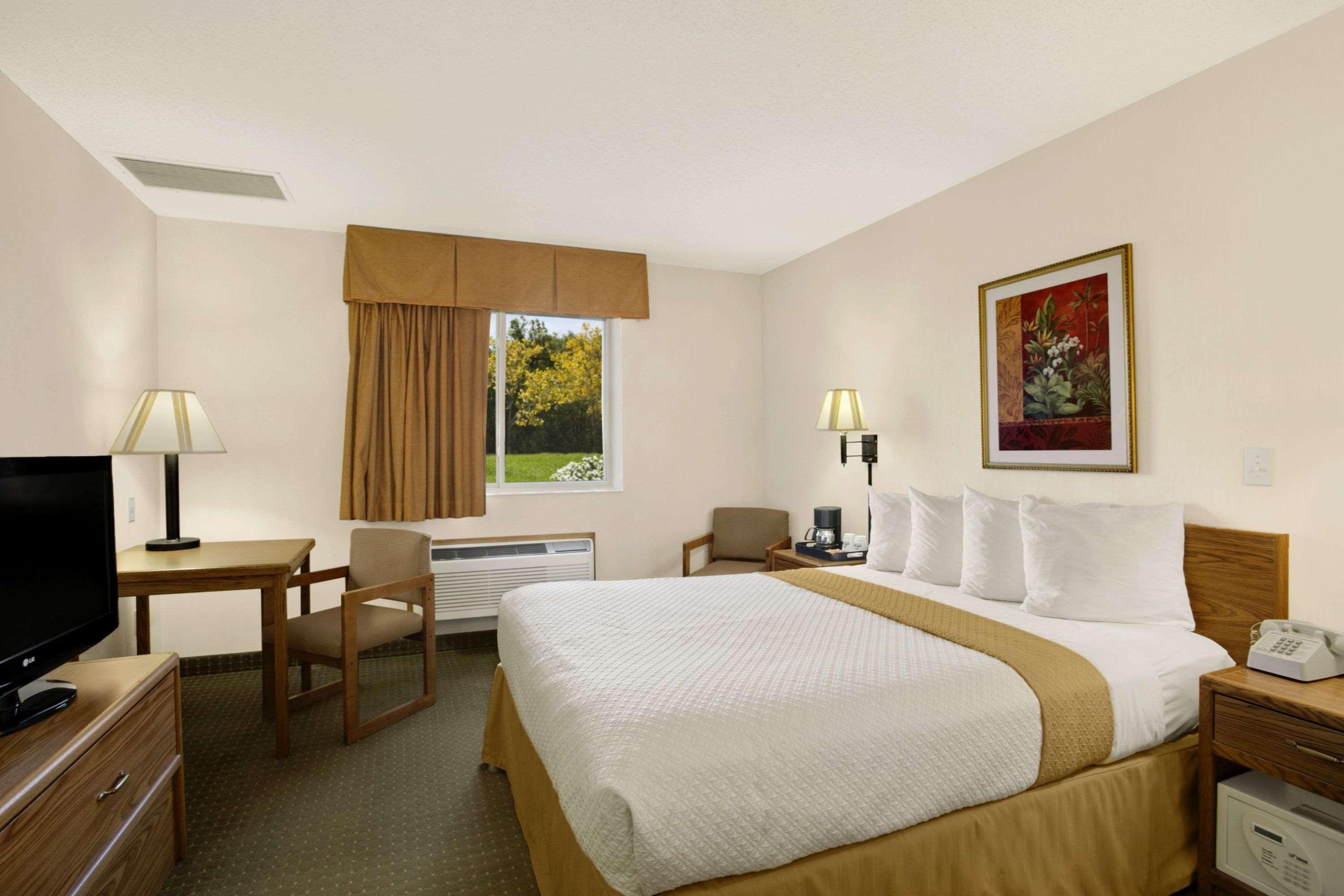 Days Inn By Wyndham רפיד סיטי מראה חיצוני תמונה