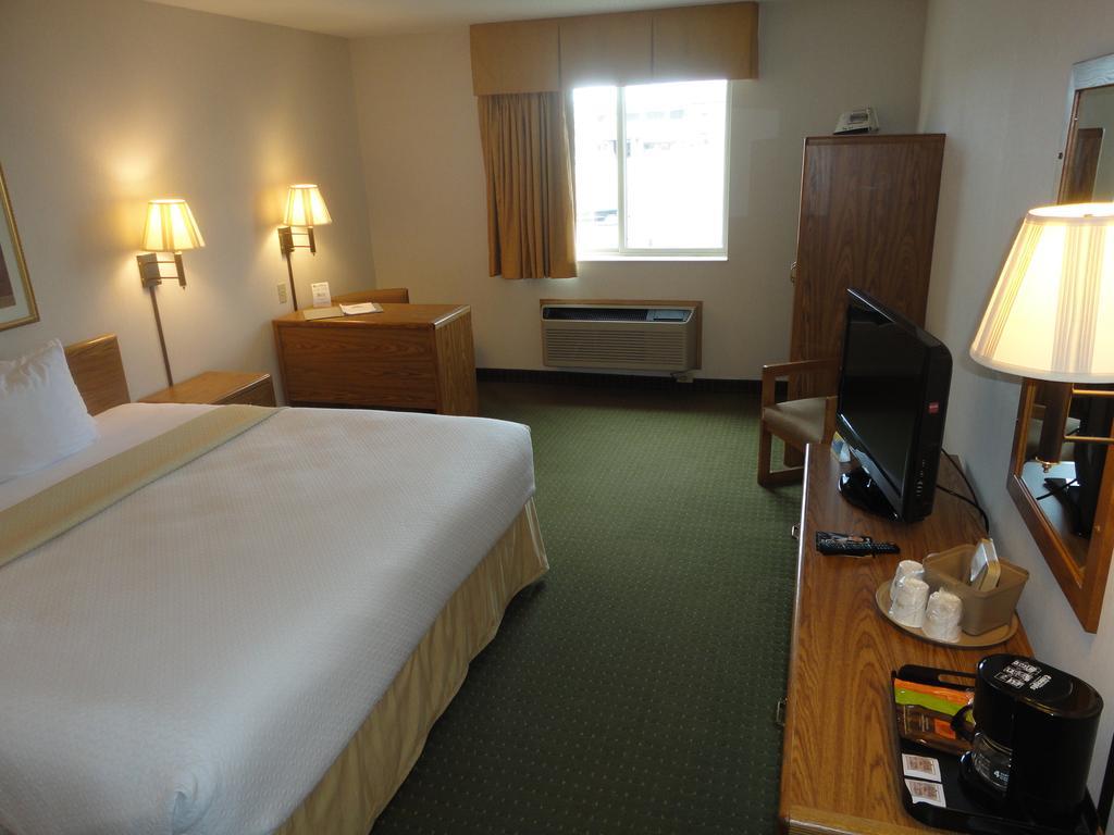 Days Inn By Wyndham רפיד סיטי מראה חיצוני תמונה