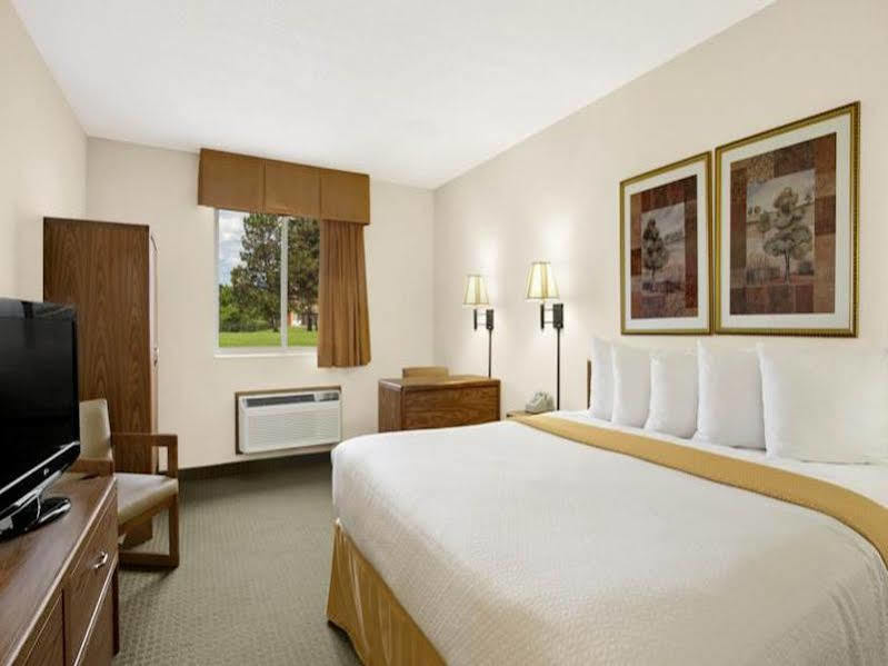 Days Inn By Wyndham רפיד סיטי מראה חיצוני תמונה
