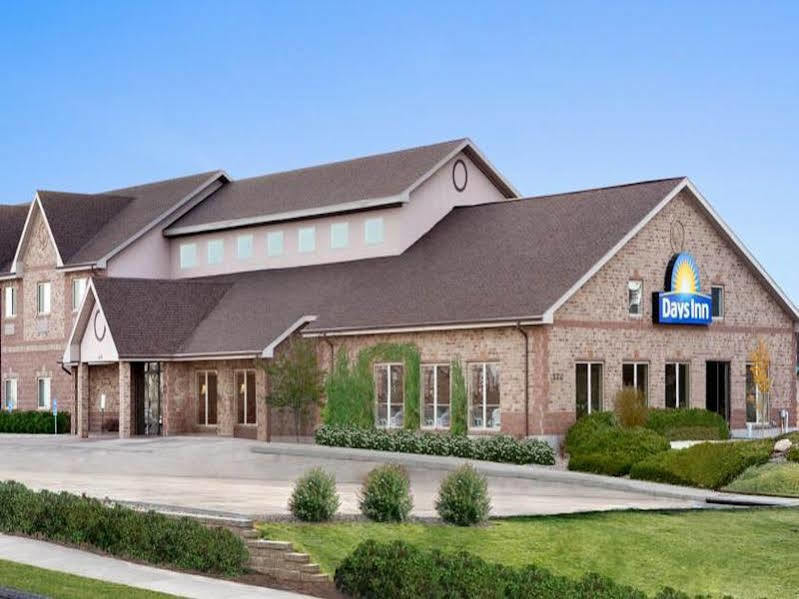 Days Inn By Wyndham רפיד סיטי מראה חיצוני תמונה